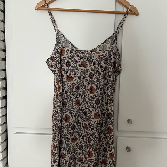 Veronica Beard ‘Yoelle’ 100% silk dress and slip. Size 10 - Picture 5 of 7